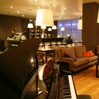 Lounge/bar